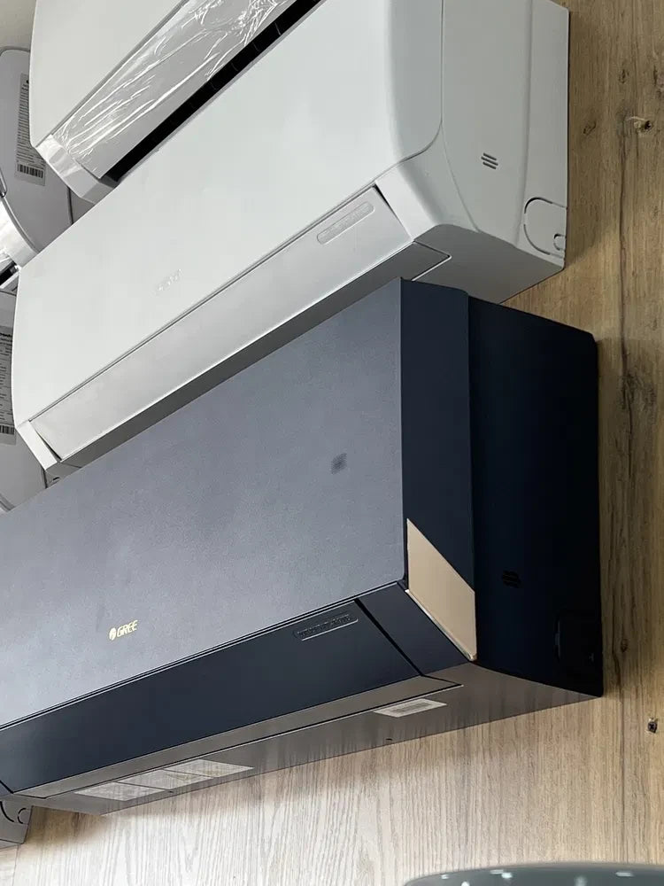 Кондиціонер GREE Clivia inverter Blue R-32 GWH09AUCXB-K6DNA1A